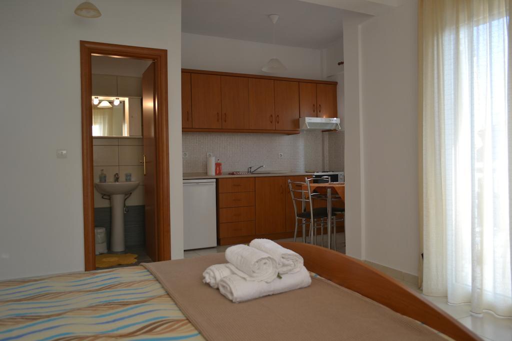 Pavloudis Apartments Psakoudia Rum bild