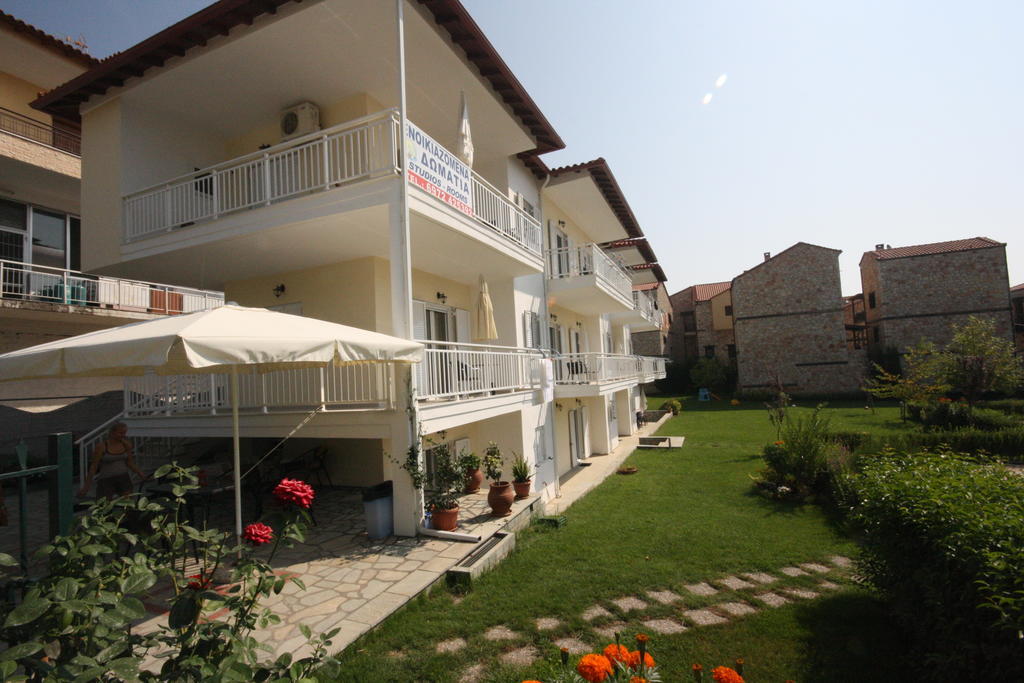 Pavloudis Apartments Psakoudia Exteriör bild
