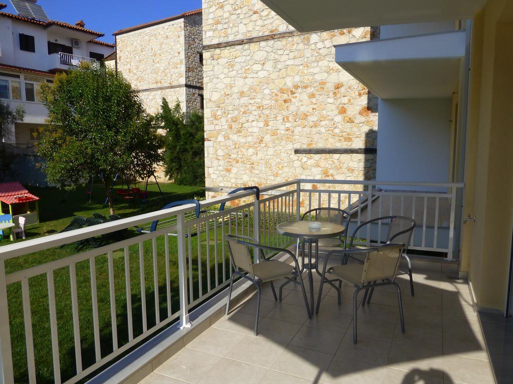 Pavloudis Apartments Psakoudia Exteriör bild